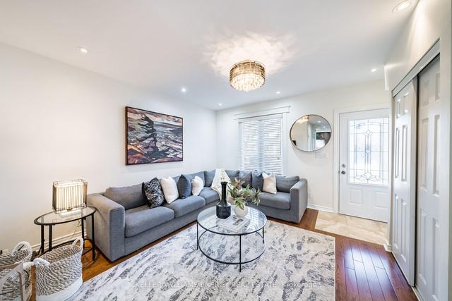 184 Pickering St, House semidetached with 2 bedrooms, 3 bathrooms and 1 parking in Toronto ON | Image 21