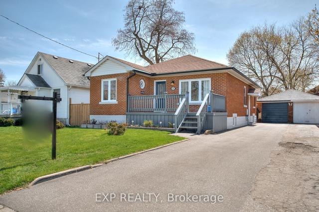 125 Elmwood Ave, House detached with 3 bedrooms, 2 bathrooms and 5 parking in Cambridge ON | Image 23