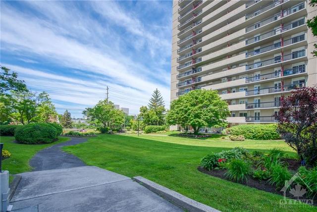 806 - 158 Mcarthur Ave, Condo with 2 bedrooms, 1 bathrooms and 1 parking in Ottawa ON | Image 30