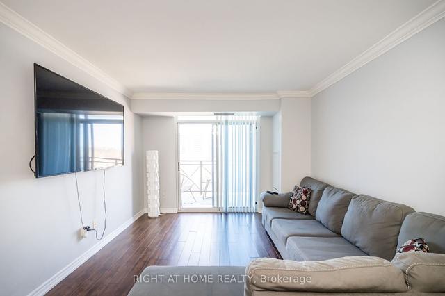 402 - 2772 Keele St, Condo with 2 bedrooms, 2 bathrooms and 2 parking in Toronto ON | Image 6