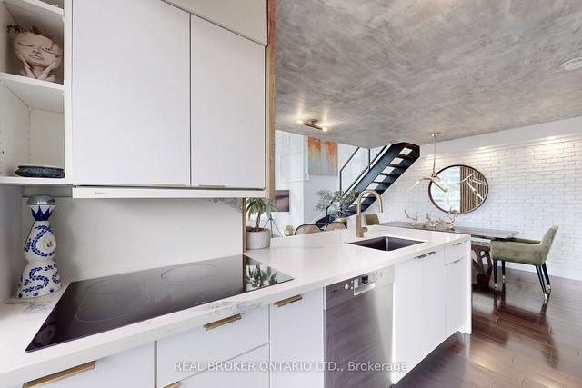 728 - 250 Manitoba St, Condo with 2 bedrooms, 2 bathrooms and 2 parking in Toronto ON | Image 6