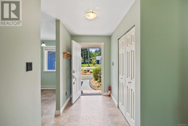 1300 Arden Rd, House detached with 5 bedrooms, 4 bathrooms and 4 parking in Courtenay BC | Image 21