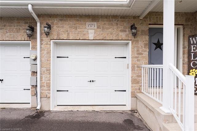 1573 Crimson Cres, House attached with 3 bedrooms, 2 bathrooms and 5 parking in Kingston ON | Image 24