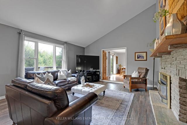 99 Willow Glen Dr, House detached with 3 bedrooms, 3 bathrooms and 16 parking in Kawartha Lakes ON | Image 11