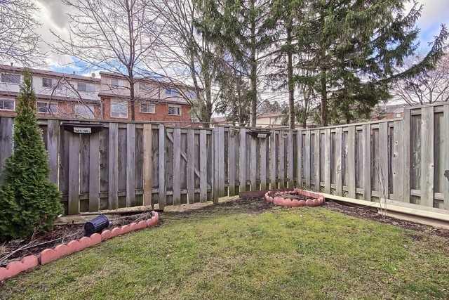 th23 - 34 Dundalk Dr, Townhouse with 3 bedrooms, 2 bathrooms and 1 parking in Toronto ON | Image 16
