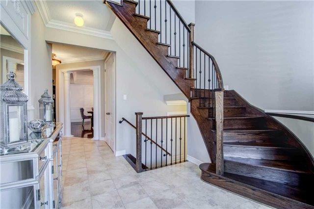4 Dormington Cres, House detached with 4 bedrooms, 3 bathrooms and 4 parking in Brampton ON | Image 4