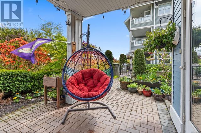 101 - 550 Blue Girl Way, Condo with 3 bedrooms, 2 bathrooms and 1 parking in Nanaimo BC | Image 8