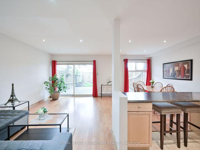 5 - 40 Rabbit Ln, Townhouse with 3 bedrooms, 2 bathrooms and 1 parking in Toronto ON | Image 30