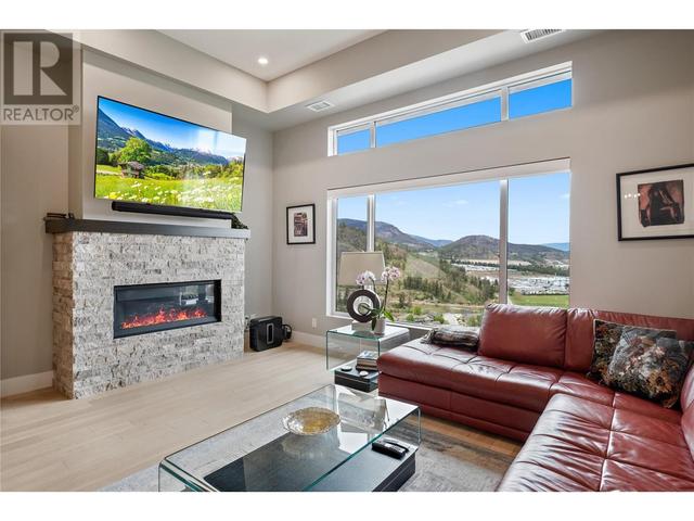 24 - 2161 Upper Sundance Dr, House attached with 3 bedrooms, 2 bathrooms and 2 parking in West Kelowna BC | Image 7