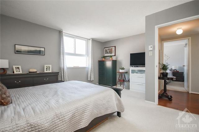 909 - 110 Forward Ave, Condo with 2 bedrooms, 1 bathrooms and 1 parking in Ottawa ON | Image 11