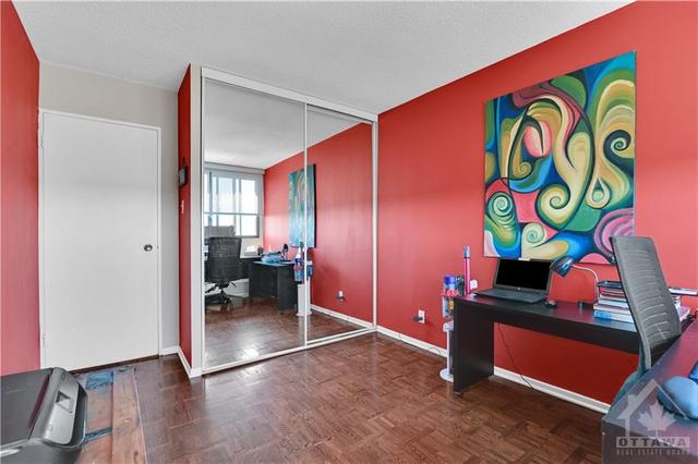 1105 - 1285 Cahill Dr, Condo with 3 bedrooms, 2 bathrooms and 2 parking in Ottawa ON | Image 17