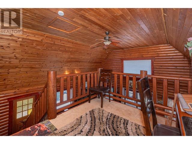 2370 Trans Canada Highway, House detached with 2 bedrooms, 1 bathrooms and 20 parking in Columbia Shuswap E BC | Image 28