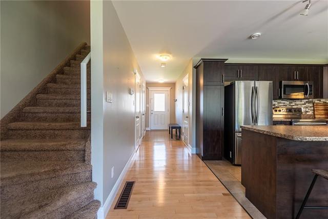 39 Winston Ave, Townhouse with 3 bedrooms, 3 bathrooms and 2 parking in Petawawa ON | Image 14