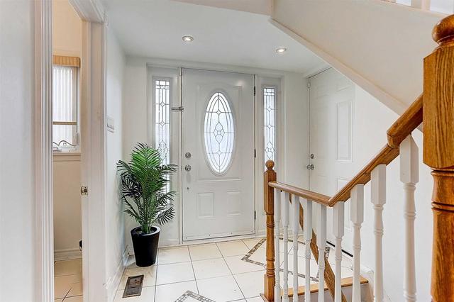 6 Waring Ct, House detached with 4 bedrooms, 4 bathrooms and 5 parking in Toronto ON | Image 26