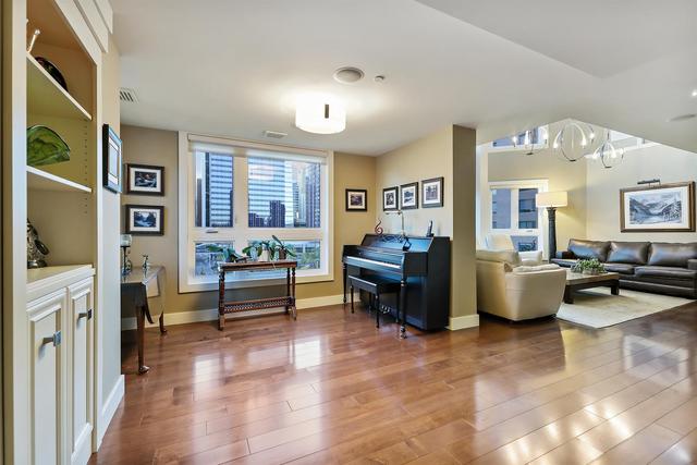 1801 - 400 Eau Claire Ave Sw, Condo with 3 bedrooms, 3 bathrooms and 3 parking in Calgary AB | Image 11