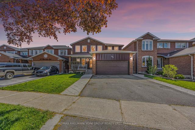 381 Brownridge Dr, House detached with 4 bedrooms, 4 bathrooms and 4 parking in Vaughan ON | Image 1