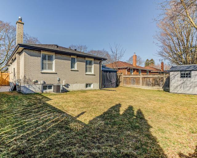 153 Eastdale St, House detached with 2 bedrooms, 3 bathrooms and 5 parking in Oshawa ON | Image 18