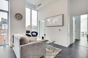 211 - 2020 Bathurst St, Condo with 3 bedrooms, 2 bathrooms and 1 parking in Toronto ON | Image 9