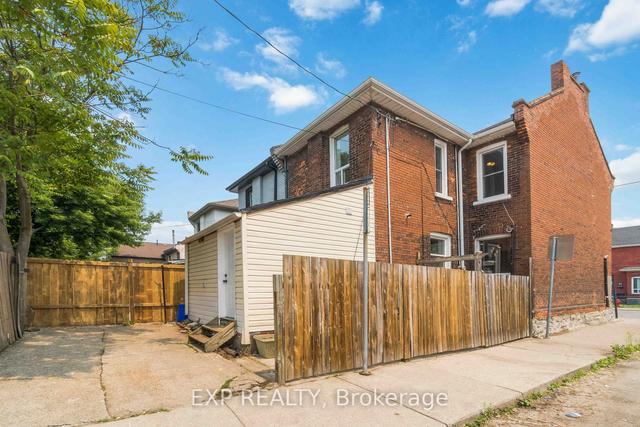 53 Cathcart St, House attached with 3 bedrooms, 2 bathrooms and 1 parking in Hamilton ON | Image 19