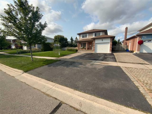 576 Crimson Cres, House detached with 3 bedrooms, 4 bathrooms and 4 parking in Oshawa ON | Image 12