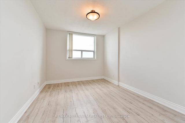 1405 - 14 Neilson Dr, Condo with 3 bedrooms, 2 bathrooms and 1 parking in Toronto ON | Image 11