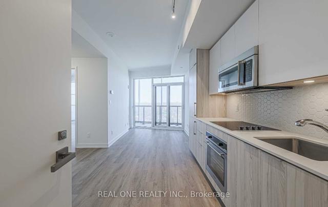 2206 - 50 Ordnance St, Condo with 1 bedrooms, 1 bathrooms and 0 parking in Toronto ON | Image 3