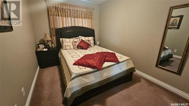 109 - 119 Hampton Circle, House attached with 3 bedrooms, 4 bathrooms and null parking in Saskatoon SK | Image 17