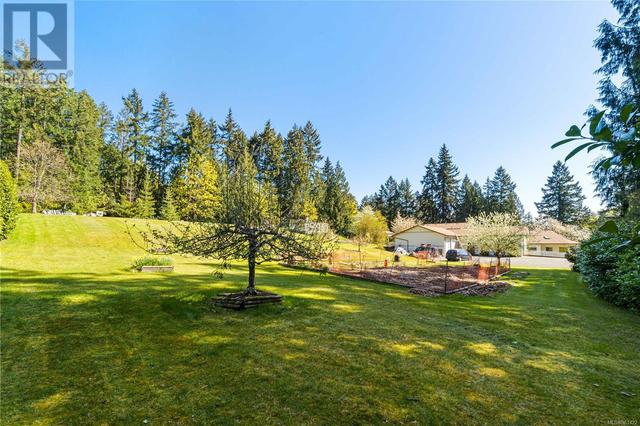 2369 South Wellington Rd, House detached with 3 bedrooms, 2 bathrooms and 6 parking in Nanaimo A BC | Image 39