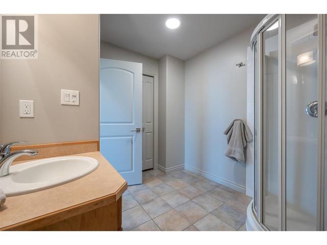 415 - 100 Lakeshore Dr, Condo with 2 bedrooms, 2 bathrooms and 1 parking in Penticton BC | Image 30