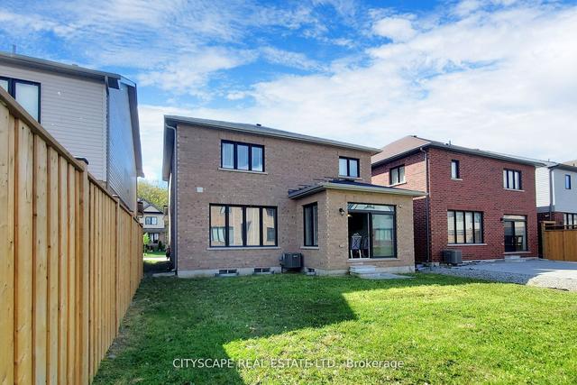 146 Cactus Cres, House detached with 4 bedrooms, 3 bathrooms and 4 parking in Hamilton ON | Image 35