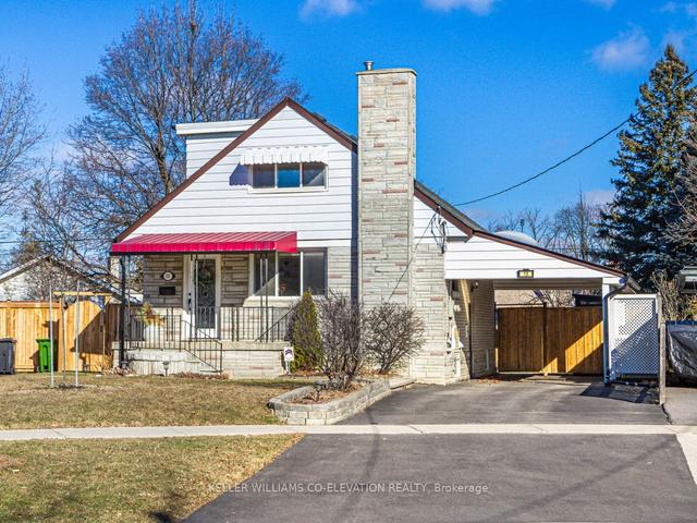 15 Tofield Cres, House detached with 3 bedrooms, 2 bathrooms and 3 parking in Toronto ON | Image 1