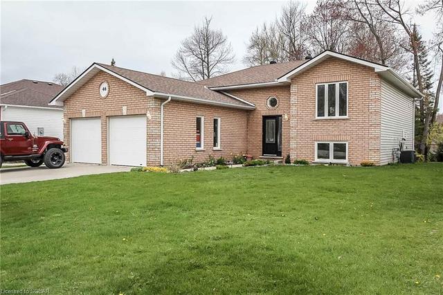 46 Caribou Trail, House detached with 5 bedrooms, 3 bathrooms and 6 parking in Wasaga Beach ON | Image 10