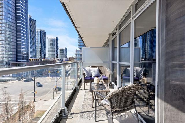 603 - 19 Singer Ct, Condo with 1 bedrooms, 1 bathrooms and 0 parking in Toronto ON | Image 2
