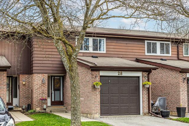 28 - 350 Camelot Ct, Townhouse with 3 bedrooms, 2 bathrooms and 2 parking in Oshawa ON | Image 12
