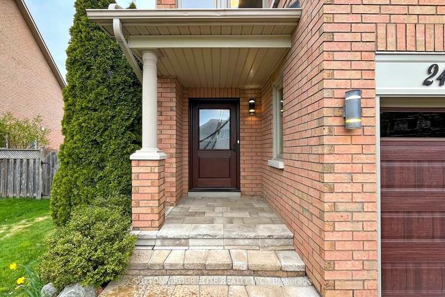 2416 Nichols Dr, House attached with 3 bedrooms, 3 bathrooms and 3 parking in Oakville ON | Image 19