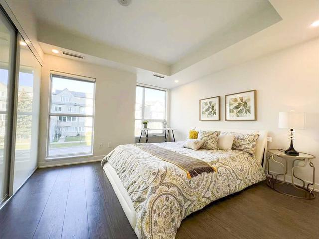 TH-9 - 175 Bonis Ave, Townhouse with 3 bedrooms, 3 bathrooms and 1 parking in Toronto ON | Image 2