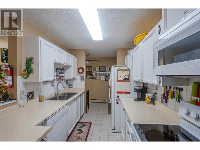 403 - 740 Winnipeg St, Condo with 2 bedrooms, 2 bathrooms and 1 parking in Penticton BC | Image 16