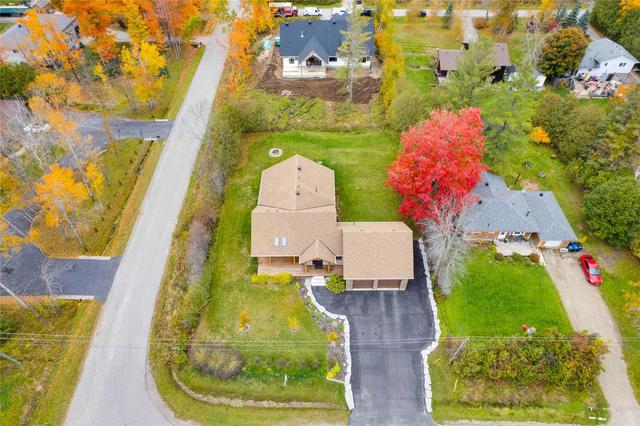 592 Lakeshore Rd E, House detached with 3 bedrooms, 2 bathrooms and 8 parking in Oro Medonte ON | Image 19