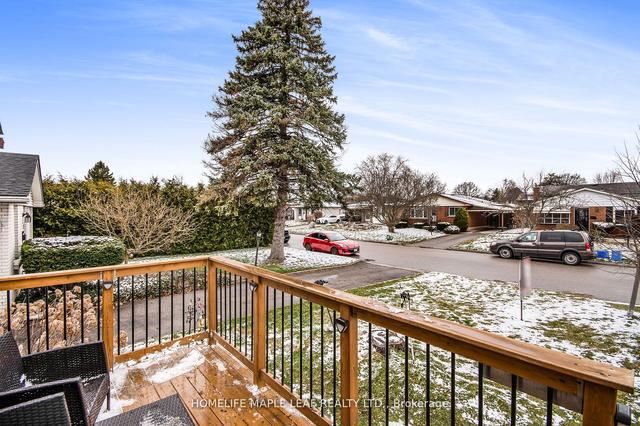 17 Villeneuve Cres, House detached with 3 bedrooms, 2 bathrooms and 3 parking in London ON | Image 27