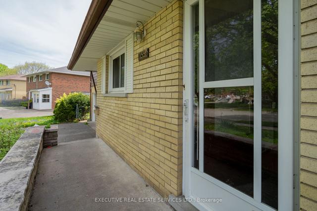 155 Massey Ave, House detached with 4 bedrooms, 3 bathrooms and 6 parking in Kitchener ON | Image 36