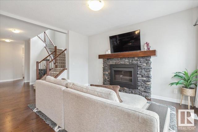 3225 Hilton Co Nw, House detached with 3 bedrooms, 2 bathrooms and null parking in Edmonton AB | Image 18