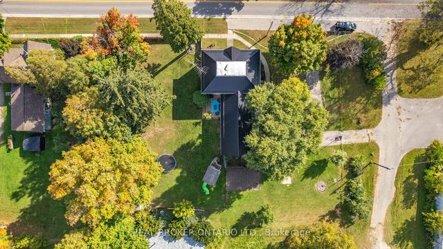 1013 Windham Centre Rd, House detached with 5 bedrooms, 2 bathrooms and 4 parking in Norfolk County ON | Image 33
