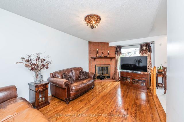 30 Houndtrail Dr, House detached with 4 bedrooms, 4 bathrooms and 6 parking in Toronto ON | Image 10