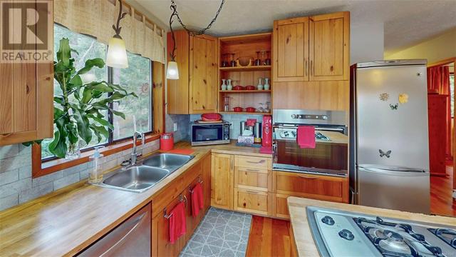 36137 Galleon Way, House detached with 2 bedrooms, 2 bathrooms and 2 parking in Southern Gulf Islands BC | Image 32