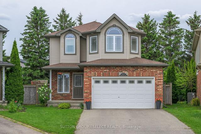 2019 Foxwood Ave, House detached with 3 bedrooms, 3 bathrooms and 5 parking in London ON | Image 1