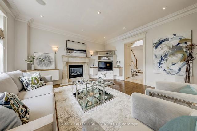523 Douglas Ave, House detached with 4 bedrooms, 5 bathrooms and 6 parking in Toronto ON | Image 6