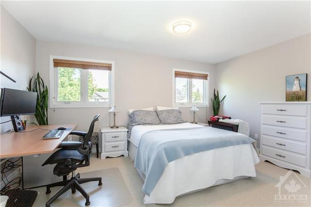 52 Zokol Cres, House detached with 4 bedrooms, 4 bathrooms and 6 parking in Ottawa ON | Image 20