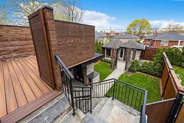 983 Glencairn Ave, House detached with 3 bedrooms, 4 bathrooms and 2 parking in Toronto ON | Image 9
