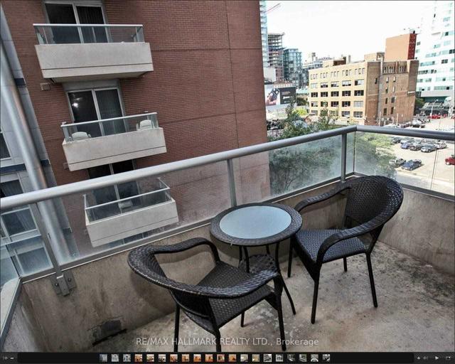 741 - 250 Wellington St W, Condo with 1 bedrooms, 1 bathrooms and 0 parking in Toronto ON | Image 4