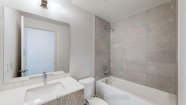 723 - 2 David Eyer Rd, Condo with 1 bedrooms, 2 bathrooms and 1 parking in Richmond Hill ON | Image 13